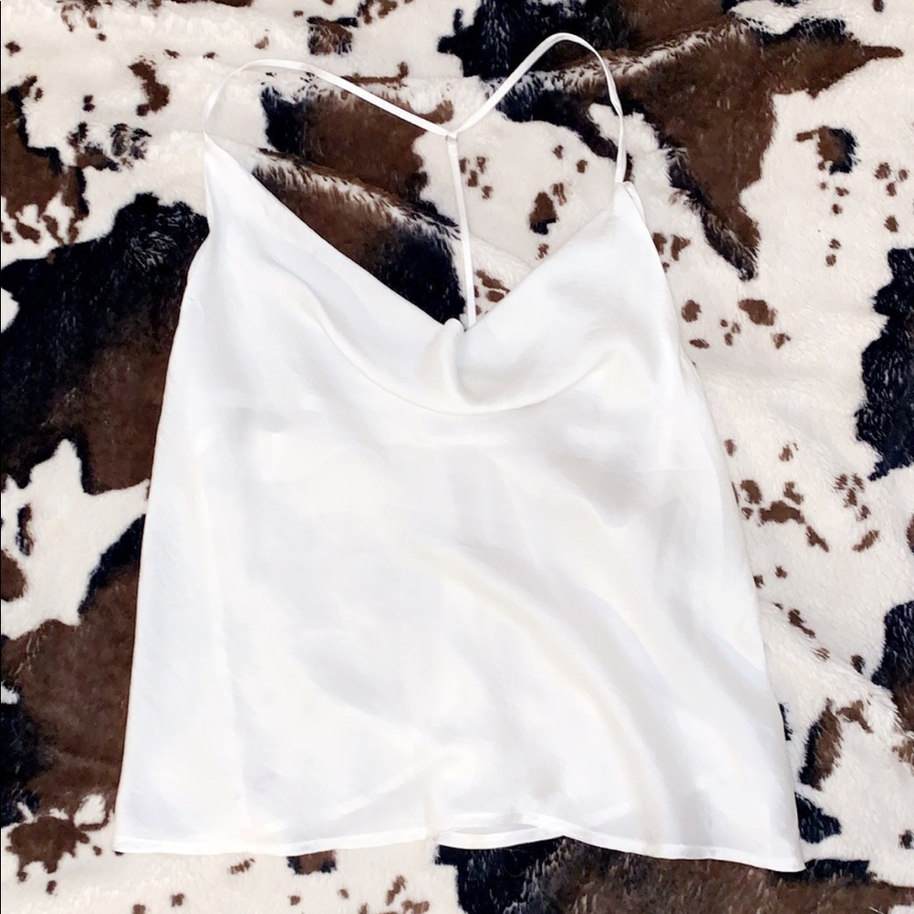 Vestique white silky top